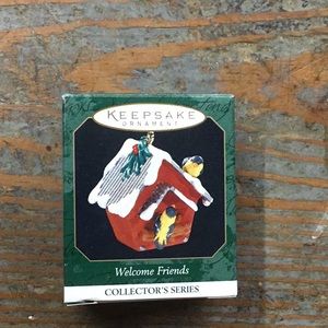 Hallmark Welcome Friends Ornament 1999